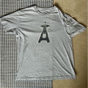 Oakley x MLB Angels T-Shirt Size Large